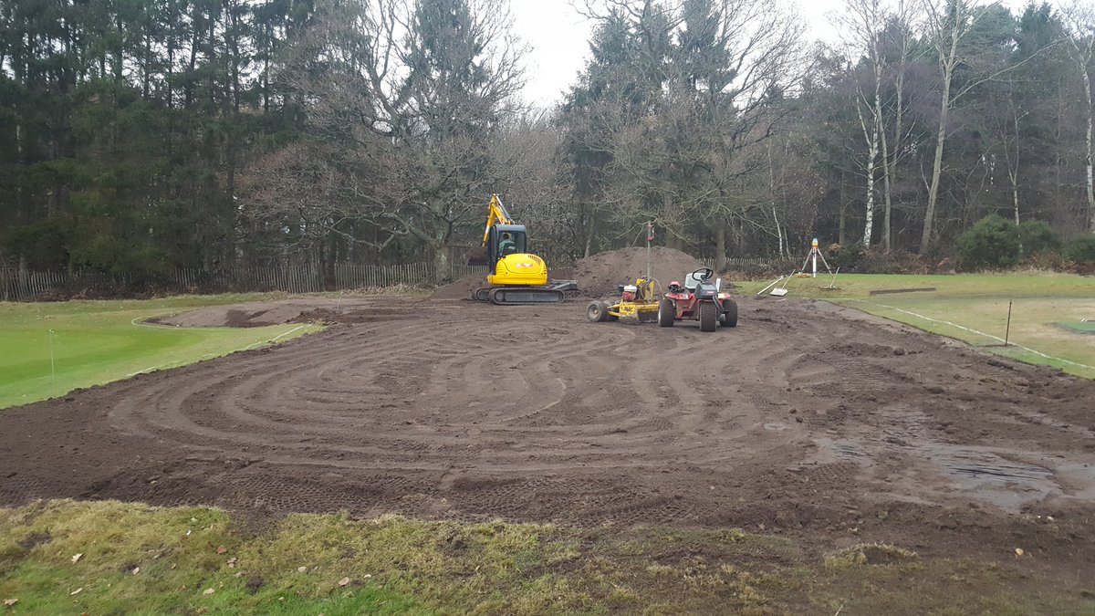 PaceBarry's tweet photo. 20 ton of Rootzone tomorrow and this will be #TurfReady ... https://t.co/VubEpSsmje