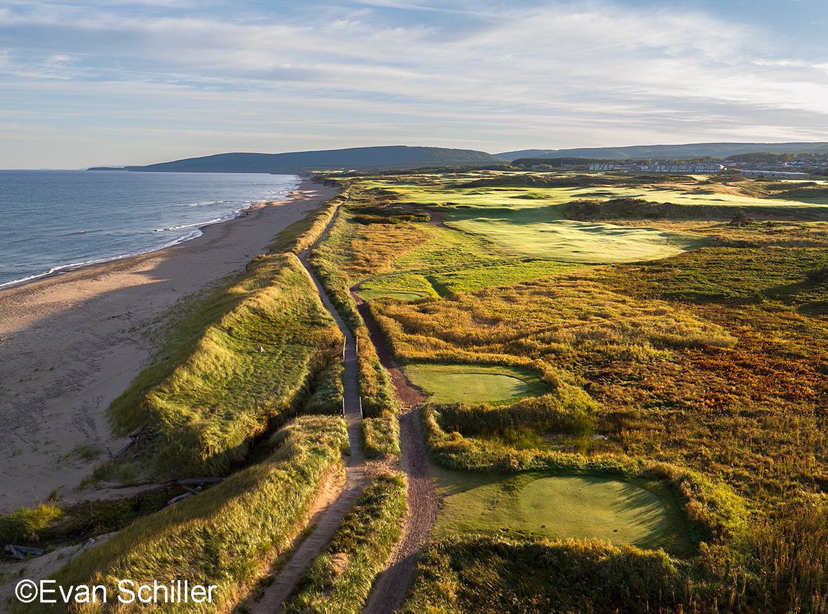 Cabot Links is really stunning in the morning just after the sun peaks over the distant hills.  #2016favorites @cabotlinks #golfphotography