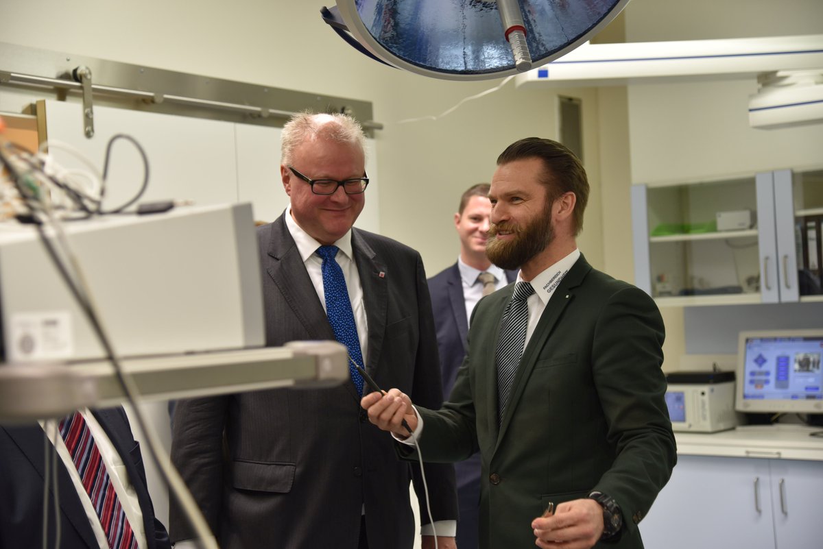 FinanzenHessen's tweet image. #Spitzenforschung #COPD dank #LOEWE-Programm #Hessen: Hier mehr #Impressionen #Besuch @SchaeferHessen @THMtweets @COPDDeutschland Fotos: THM