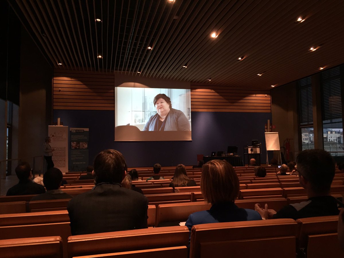 #Apps voor onze #gezondheid - event van <a href="/KU_Leuven/">KU Leuven</a> en @flandersmarthub met oa <a href="/Maggie_DeBlock/">Maggie De Block</a>