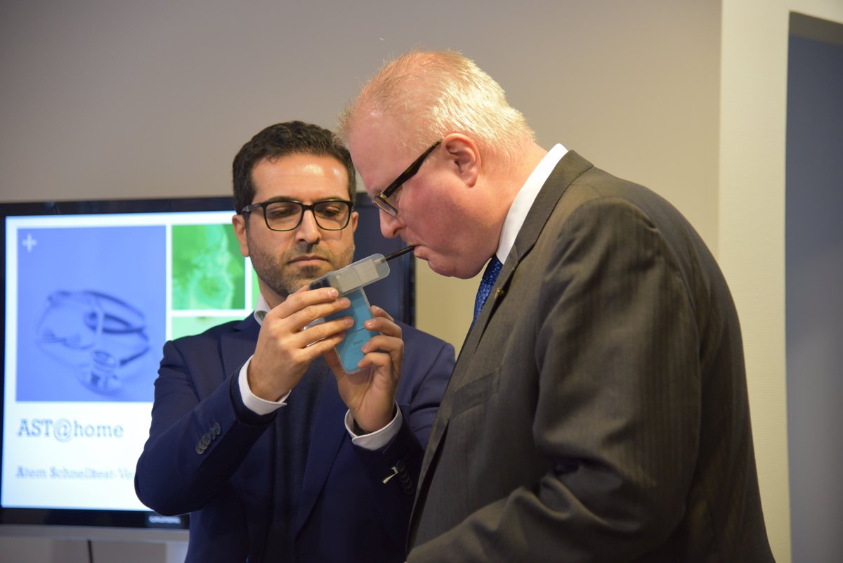 FinanzenHessen's tweet image. #Spitzenforschung #COPD dank #LOEWE-Programm #Hessen: Hier mehr #Impressionen #Besuch @SchaeferHessen @THMtweets @COPDDeutschland Fotos: THM