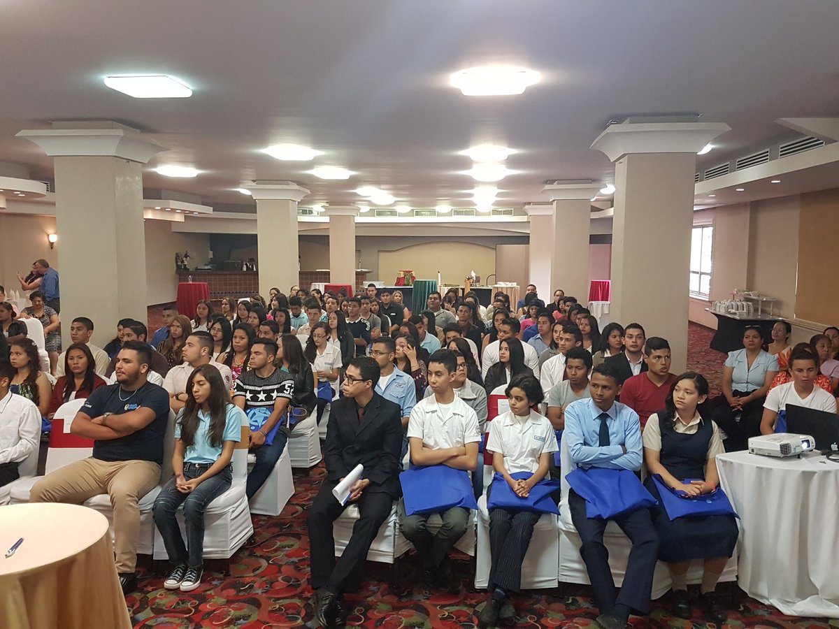 Felicidades a los 2790 jovenes certificados en #CompetenciasLaboralesBasicas con apoyo de <a href="/CADERHN/">CADERH</a> <a href="/ProyectoMETAS/">Proyecto METAS</a> #CENET <a href="/USAIDHonduras/">USAID Honduras</a>