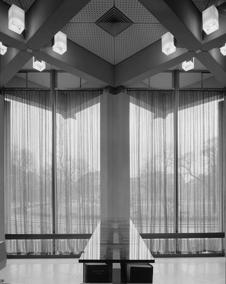 isaroch's tweet photo. The U.S. Embassy in Oslo, Norway - 1960
Eero Saarinen #Architecture #Interiors https://t.co/49lsaQWf5C