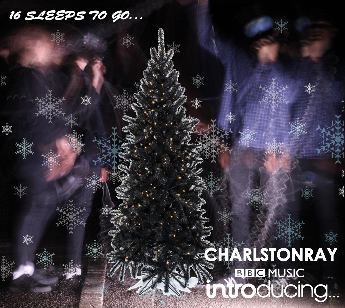 BBCIntroSW's tweet photo. They're an artsy little duo these two... racing on through the #DevonIntroducingAdvent, the far too cool @CHARLSTONRAYUK! 16 Sleeps to go... https://t.co/v4Ho4BFOSC