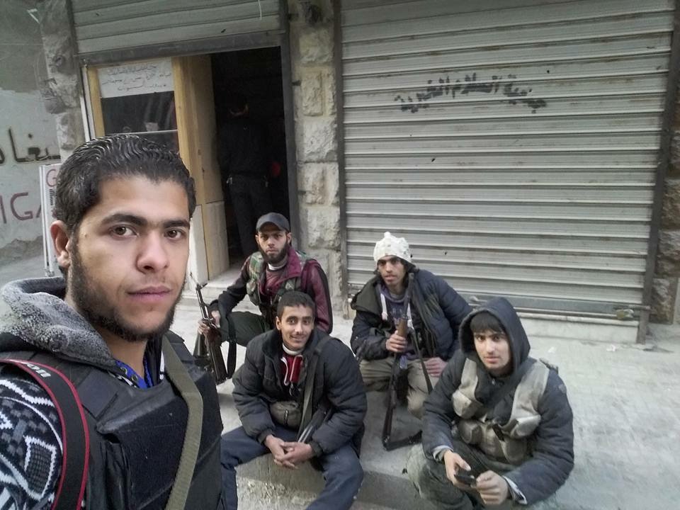 F_hretany's tweet photo. #انتفضوا_لمن_تبقى
#الغضب_لحلب
سيبقى ثوارك ياحلب الصامدة شوكة في حلوق الشبيحة وعصابات الأسد ومليشياتهم وكل الدول الاستعمارية. https://t.co/TzUitz037W