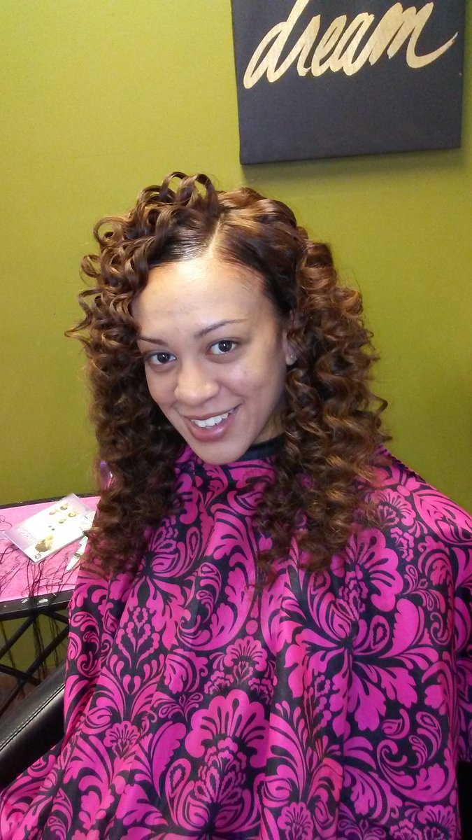 smillsaps0410's tweet photo. #SALE AT #DOIRHAIR end of the #year sale $85 on all #sewins call and make your #appointment today 6787324406 https://t.co/qF8oQq4MAT