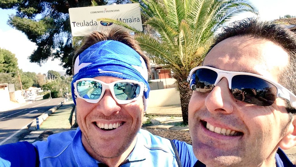 enricllz's tweet photo. "Vamos a rodar soltando piernas" by #luistur … para meterte después un #Calp #Moraira y vuelta. #correr #marathonman #iRunCalp #Komandoct https://t.co/mlkqJdPKtr