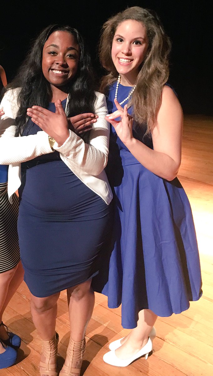 AWL_KiTTYKiTTY's tweet image. Happy G Day To My Neo @ArtiZtic_Coax .! Creative Ass .!!! #AEMADE Turn Up Tonight At The Zeta House 🙃😜♐️