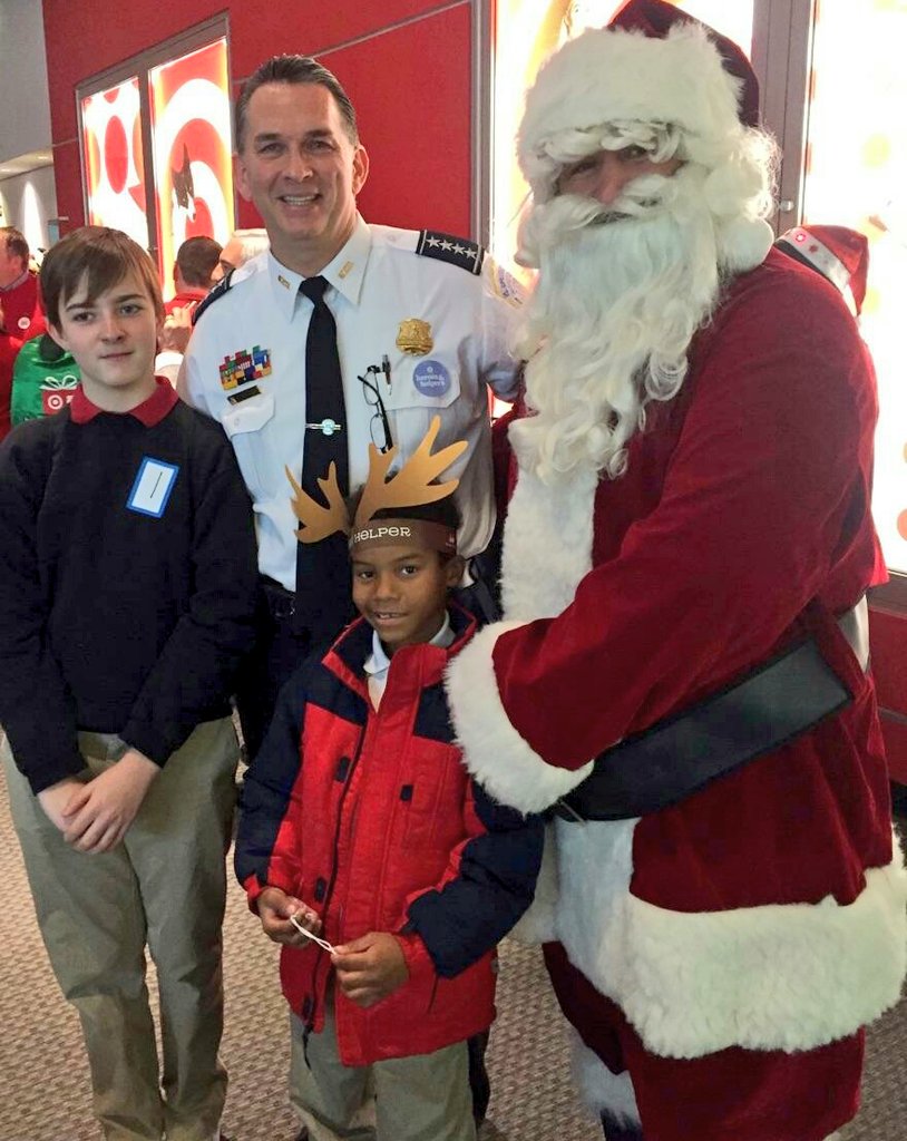Interim Chief Newsham &amp; Santa AKA Officer Hickman, were very excited to attend the Heroes &amp; Helpers Event today! TY <a href="/DCPoliceFdtn/">DC Police Foundation</a> &amp; <a href="/Target/">Target</a>