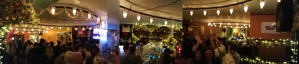 lilystarip's tweet photo. #happyholidays #starcomny @Starcom_USA @StarcomWW https://t.co/u1yS2z3ISJ
