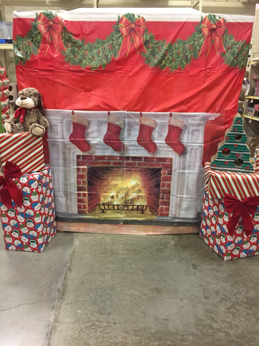 #Santa is coming to <a href="/PetSmart/">PetSmart</a> in Warminster 12/10 and 12/11 from 12-4. Free photos available. @associateportal <a href="/allen_webb/">Webb Allen</a>
