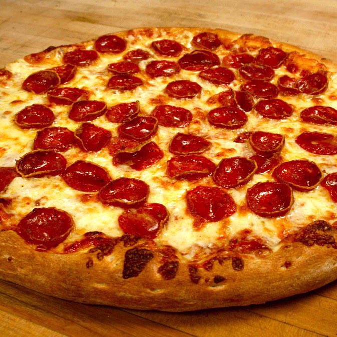 jerzeesbelden's tweet photo. #PizzaNight! 1/2 Price Large Pizzas, ALL DAY, Every Thursday! #jerzeesbelden #mbarcanton https://t.co/emzRARLbxD