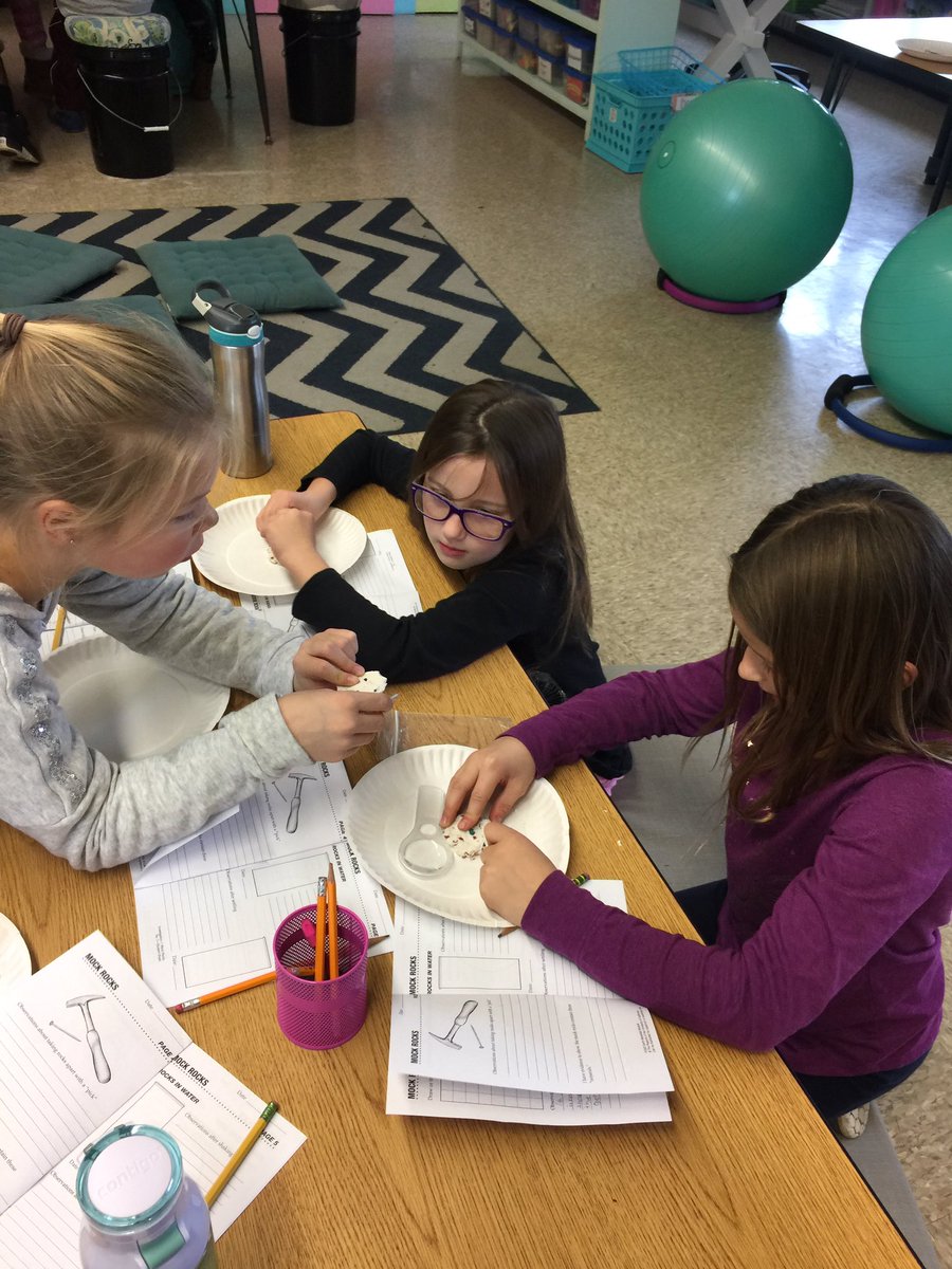 DrSHAnderson's tweet photo. .@FVgrade3 geologists taking apart and observing mock rocks #explore #mtpspride https://t.co/uiD70SqGb5