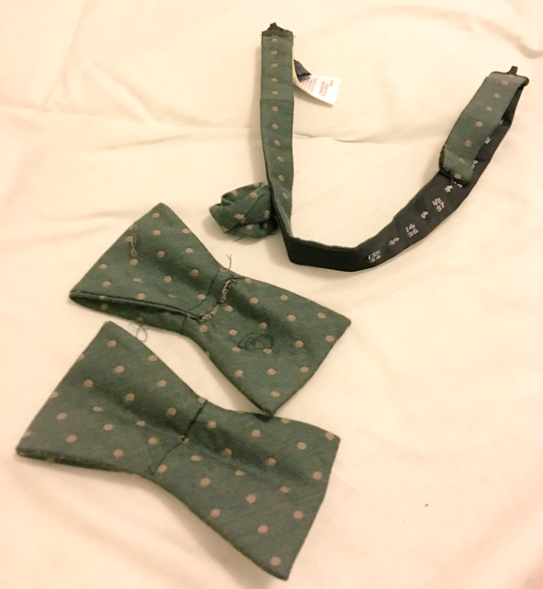 mike_stanuszek's tweet photo. Boooo @marksandspencer.. help! https://t.co/q7HbO1Z9w4