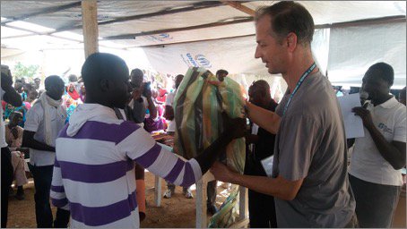 UnhcrTchad's tweet photo. #WithRefugees It's graduation time @ #UNHCR supported vocational training cntrs in Beureuh &amp; Farchana refugee camps in south &amp; east of #Chad https://t.co/mRjHLPfN4n