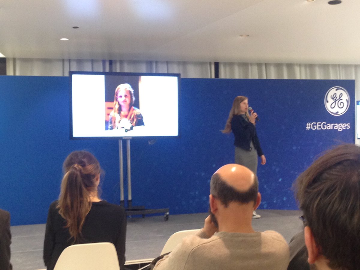 rosannakurrer's tweet photo. Inspiring @MVanHoorebeke at #pechakucha #GEGarages Digital Girl of the Year 2014 @DLIIorg #Ada2016 https://t.co/ZqD4pxNUcy