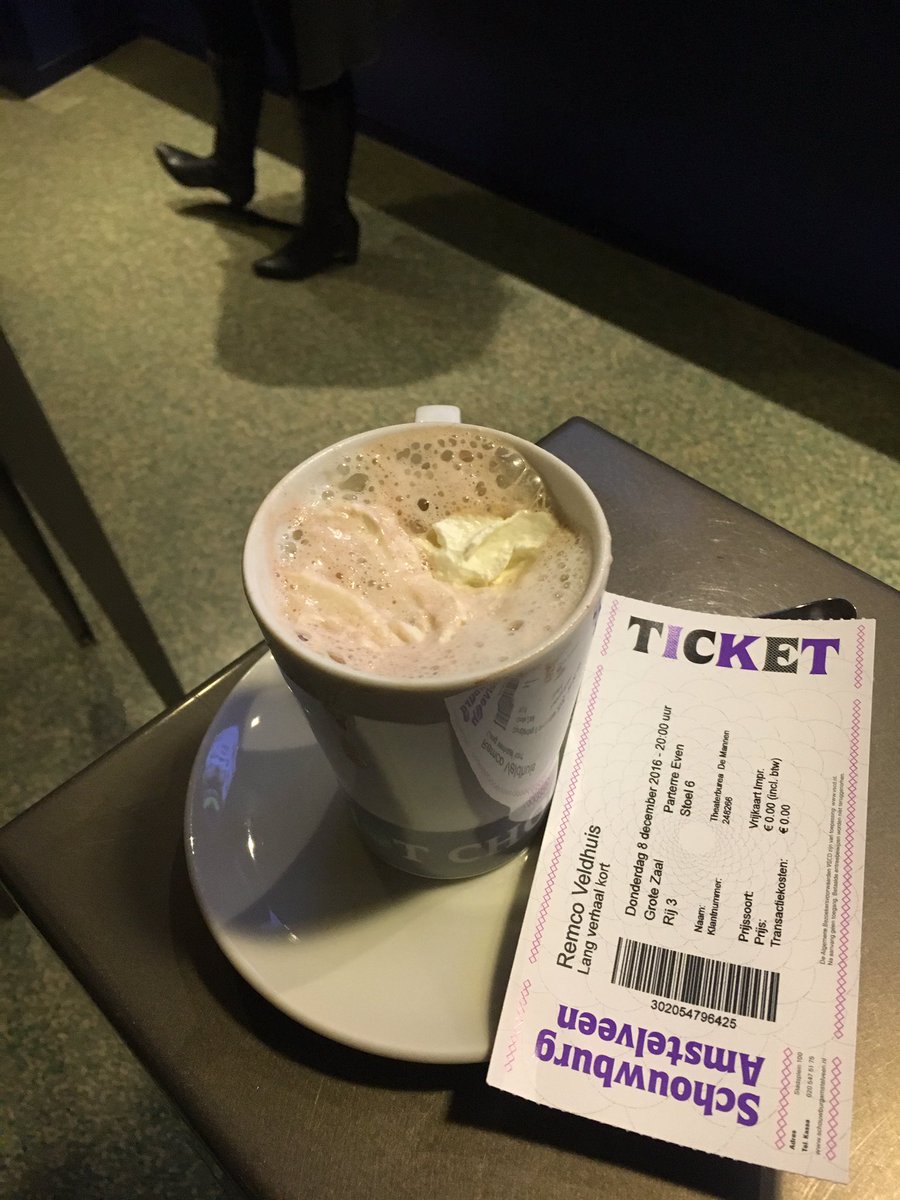 warme chocolademelk, schouwburg A'veen, lichtjes gespannen <a href="/RemcoVeldhuis/">Remco Veldhuis</a>, koekje erbij, premiere #langverhaalkort kortweg: leerzame avond?