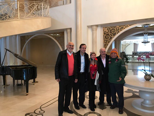 [AHORA] En Azerbaiján, en la Asamblea Anual del @CLUBdeMADRID con <a href="/AndresPastrana_/">Andrés Pastrana A</a> Carlos Mesa y Tuto Quiroga.