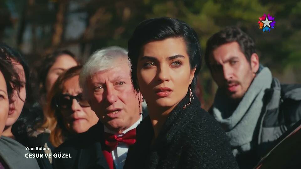 beklenenkral's tweet photo. Çok güzel sahneydi yalnız. Tilbe Saran efsane performans sergiliyor. Sühan iyice kuşkulan babandan. 
Emeklere sağlık.#CesurveGüzel #zamanla https://t.co/VKWsA4SuDB