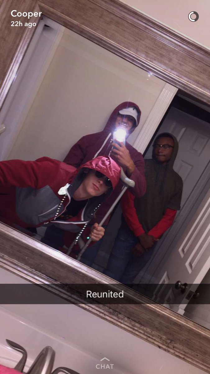 drelittle27's tweet photo. Happy birthday to the brodie @cooperlucas9 https://t.co/UlIf4NHoVm