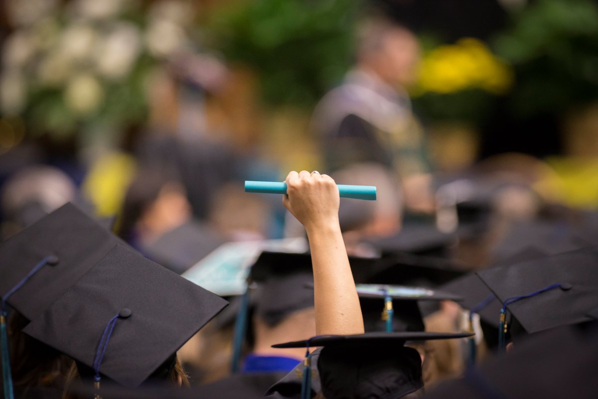 UNCWilmington's tweet photo. Nearly 2,000 Seahawks will celebrate their graduation Saturday. Get all your commencement info here: https://t.co/GoyXv76CAc! #UNCW2016 https://t.co/LrPPJ2DRWF