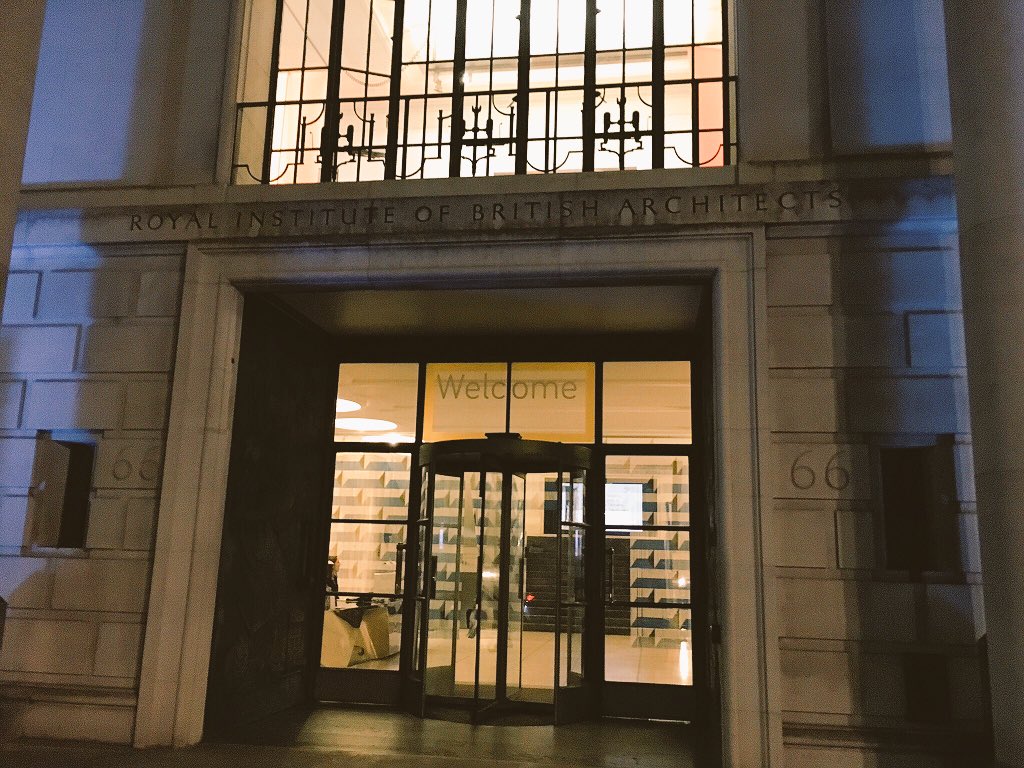 UniofBath's tweet image. Fantastic evening celebrating @bathuni50years &amp;amp; showcasing our #sustainability research with @UniofBathAlumni and friends @RIBA in London.