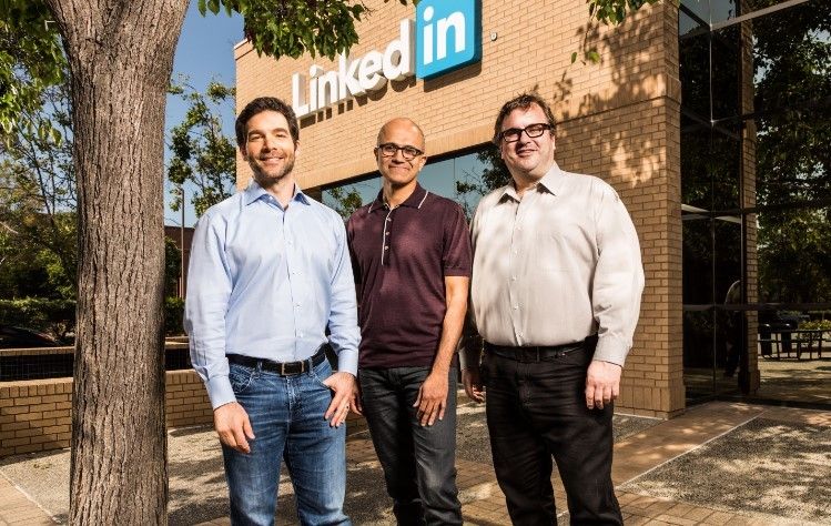 piennsa's tweet photo. Europa da luz verde a la compra de LinkedIn por parte de Microsoft por 24.000 millones de euros   https://t.co/WYNozOLZm1 https://t.co/vS67zkj0W6