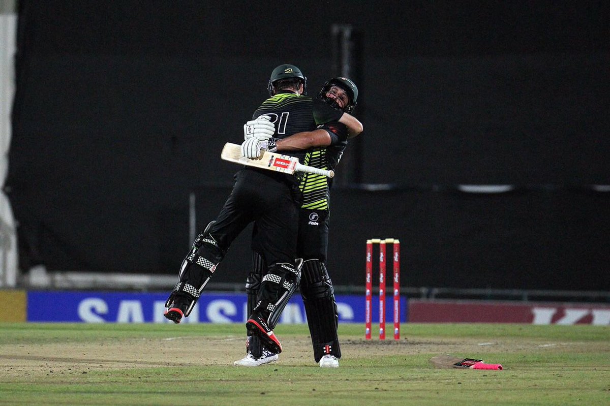 Thanks to <a href="/Gray_NicollsSA/">Gray Nicolls SA</a> for making us hitting the long ball and being involved with our success so far. #recordrunchase