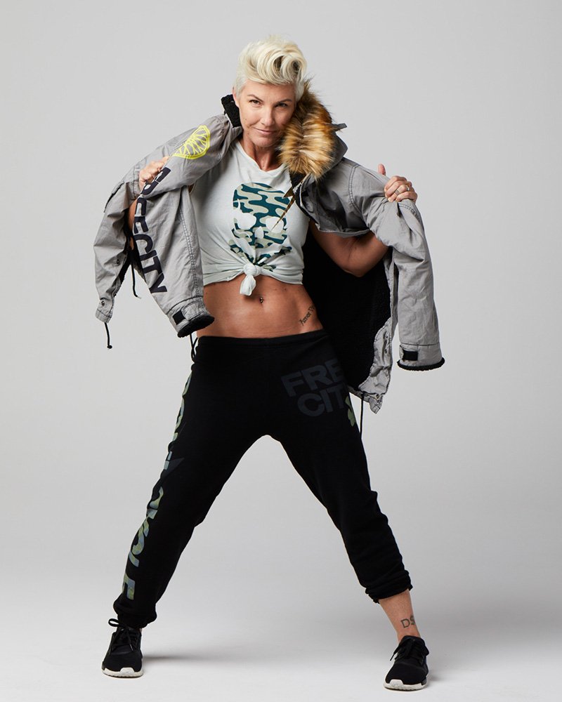 soulcycle's tweet image. Go behind the scenes on our new SOULCYCLE X FREECITY fashion collab with designer NINA GARDUNO... bit.ly/2hkRuge