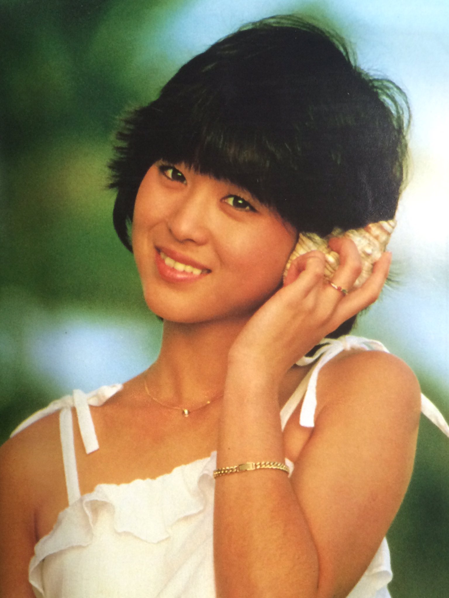 Twitter 上的 昭和太郎 松田聖子 プルメリアの伝説 天国のキッス ロケ特写 聖子 自分で納得できて 責任の持てる仕事にしようと シナリオ製作の時点から参加させてもらいました 監督さんやライターの方と打ち合わせして ときには書きなおしていただいたこと