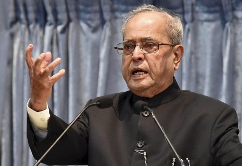 timesofindia's tweet image. For God’s sake, do your job: President Pranab Mukherjee to MPs
timesofindia.indiatimes.com/india/For-Gods…