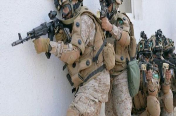 ajlnews's tweet photo. #مختارات_من_عاجل

"#الكوماندوز" السعودية تدمر موقع اتصال ومستودع أسلحة للانقلابيين 

 التفاصيل .. https://t.co/7z5lTFIMyY

- https://t.co/bG6934HB41