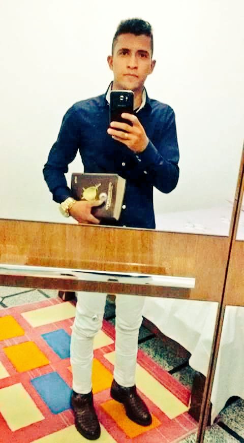 junior3535_'s tweet photo. ##vamo#adorar😀🙋🙏 https://t.co/FT1b3LgtQG