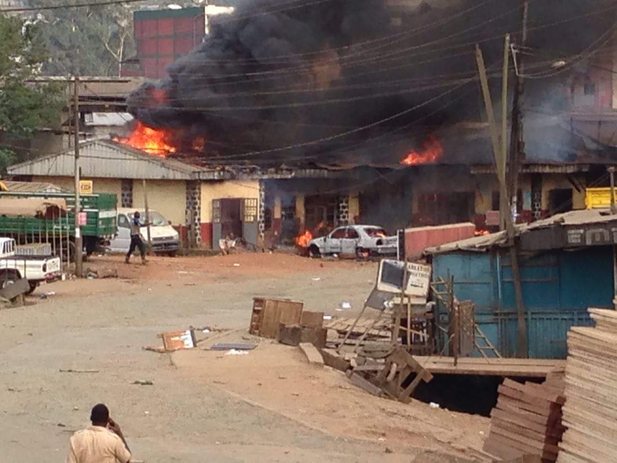 Forbs2009's tweet image. Cameroon military are killing citizens and the president has silent for three months over peaceful strike by Lawyers and teachers. BBC CNN