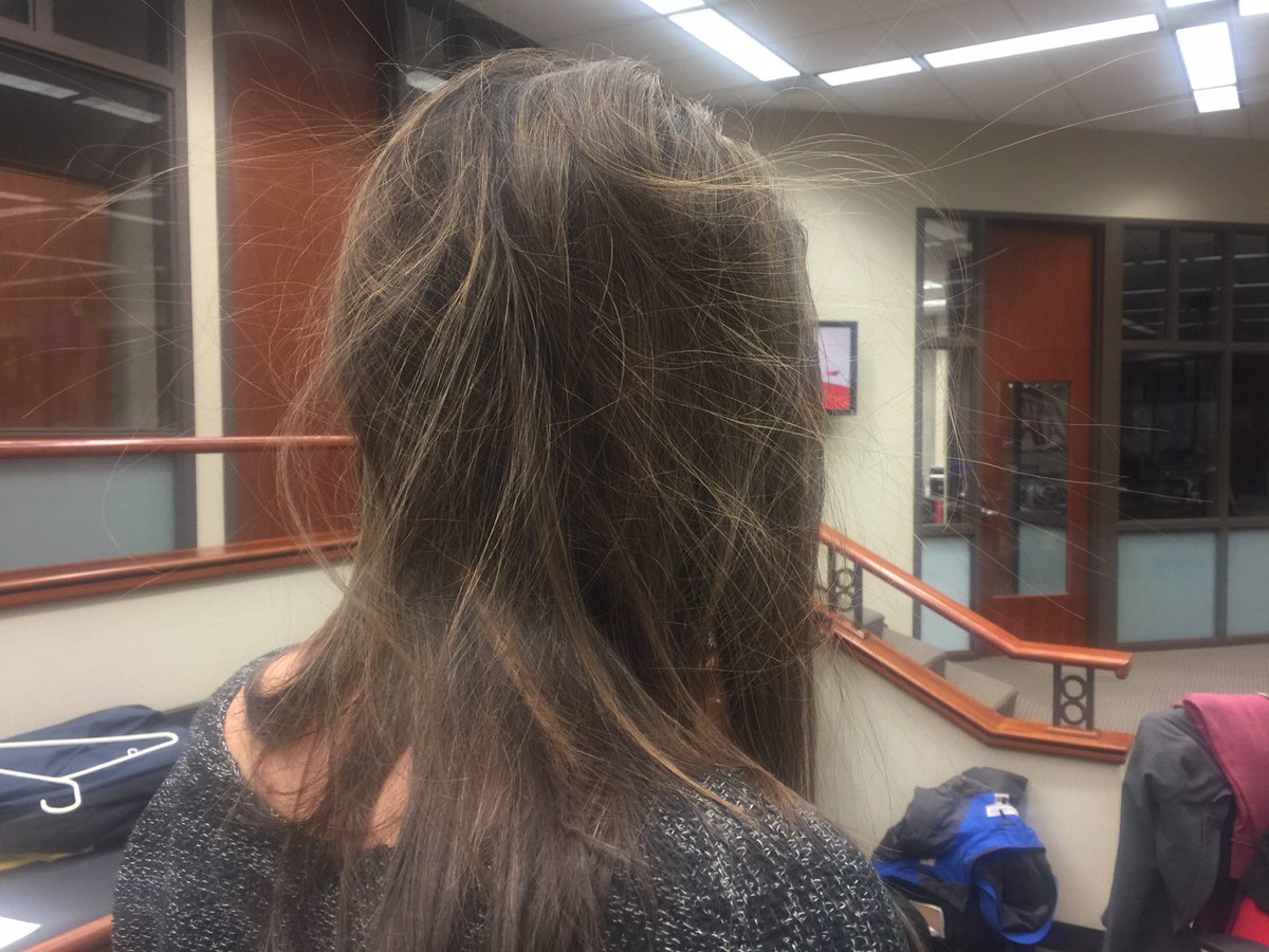 BrookeMartinTV's tweet photo. This is how my hair protests Winter. #StaticNation #HairDontCare https://t.co/WtA9Kd9jIP