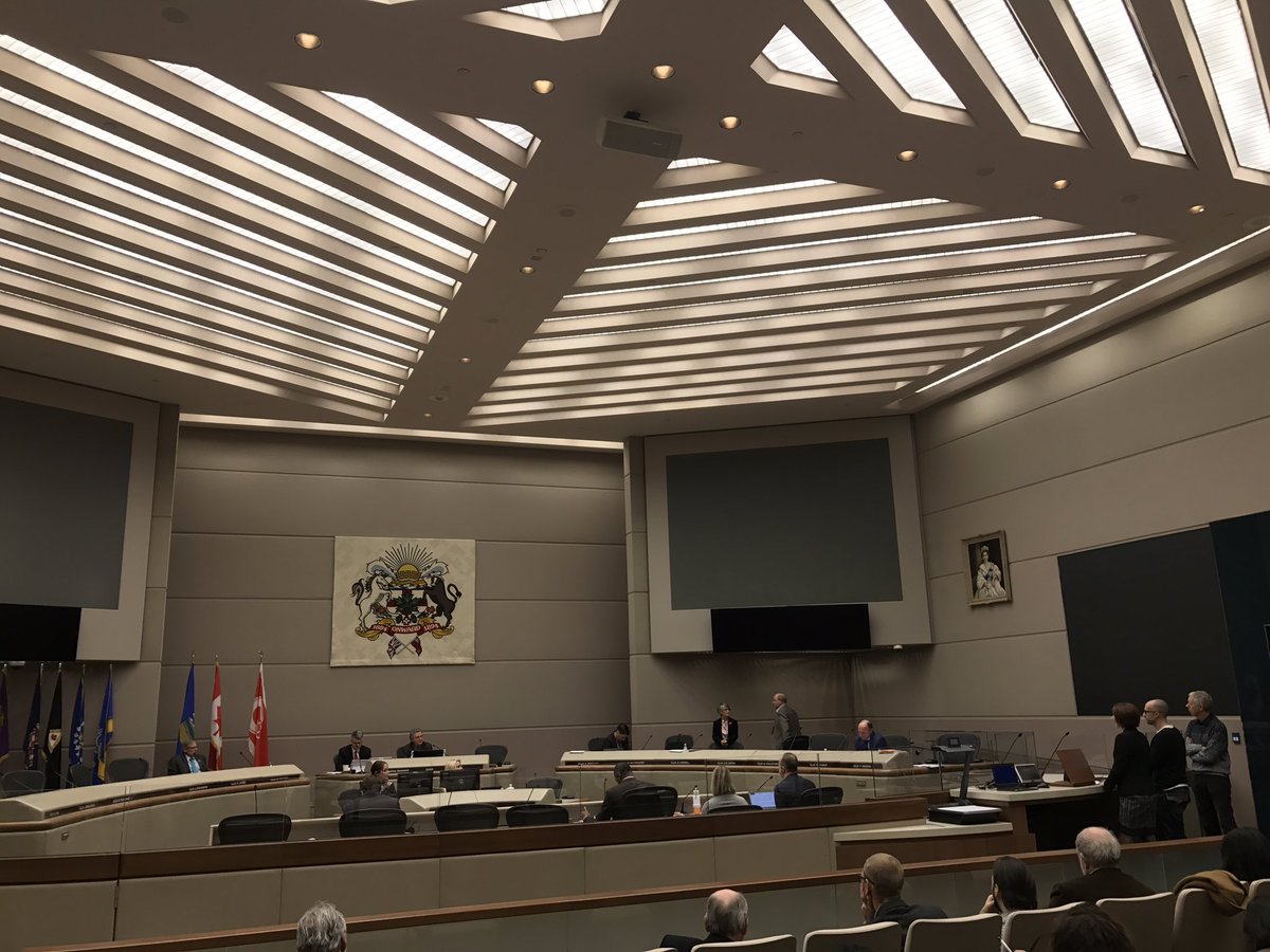 Humbling to see all of #yycbike community speaking in favor of #cycletracks today. Hoping #yyccc moves forward &amp; approves the pilot