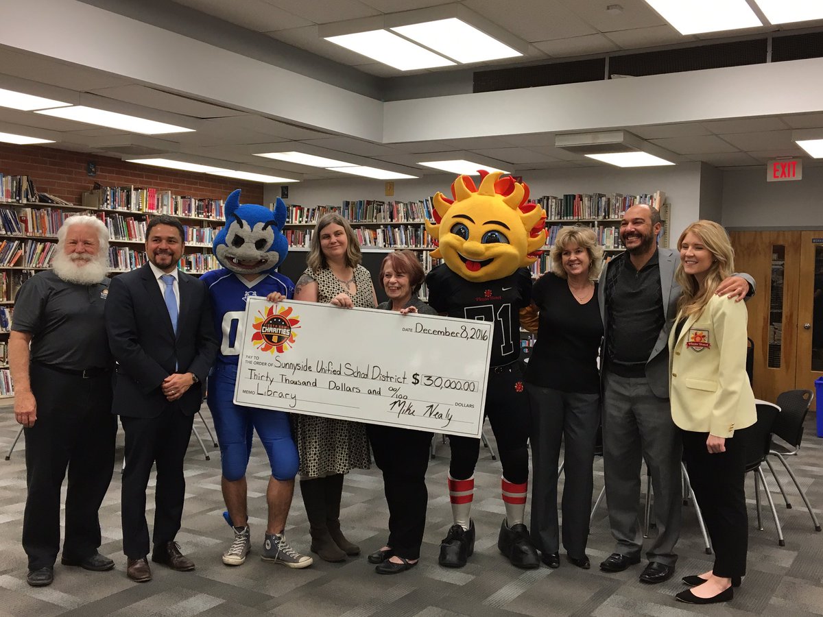 SunnyLibrary's tweet image. Thank you @Fiesta_Bowl for 30k for our library!