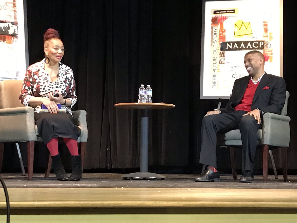 Listening to the great <a href="/MsTerryMcMillan/">Terry McMillan</a> at <a href="/indivizible/">IndiviZible</a>, as we honor and say goodbye to <a href="/KJ_MayorJohnson/">Kevin Johnson</a>!