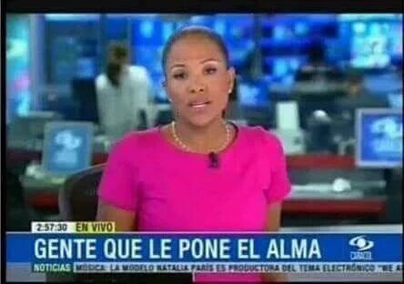 Hablaloxd's tweet photo. Cuando voy a comprar las arepitas de 100 y veo que me echan otra de ñapa: https://t.co/Niz2UFHd8M