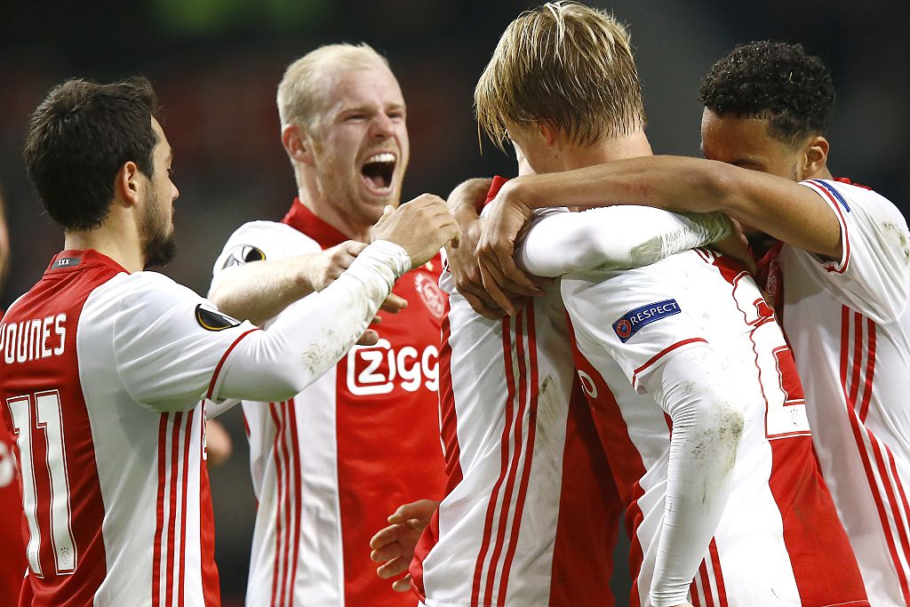 EuropaLeague's tweet photo. Unbeaten:
St-Étienne ✔️
Roma ✔️
Ajax ✔️
Shakhtar ✔️
#UEL https://t.co/jkjj0crBE1