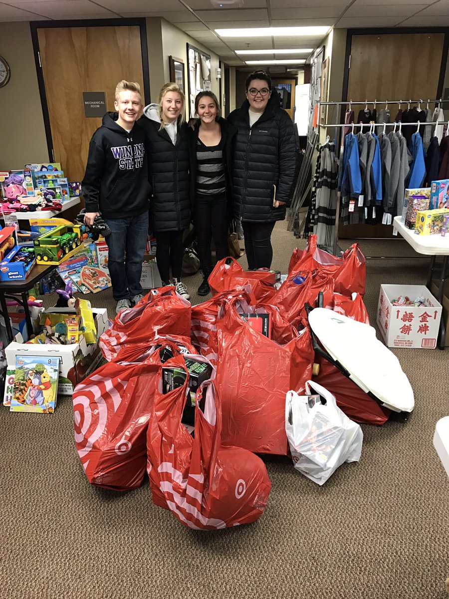 studco110's tweet photo. Student council members bought in donated the toys to the local toy drive today! The high schoolers' generosity in donations was great! https://t.co/dwORXF31It