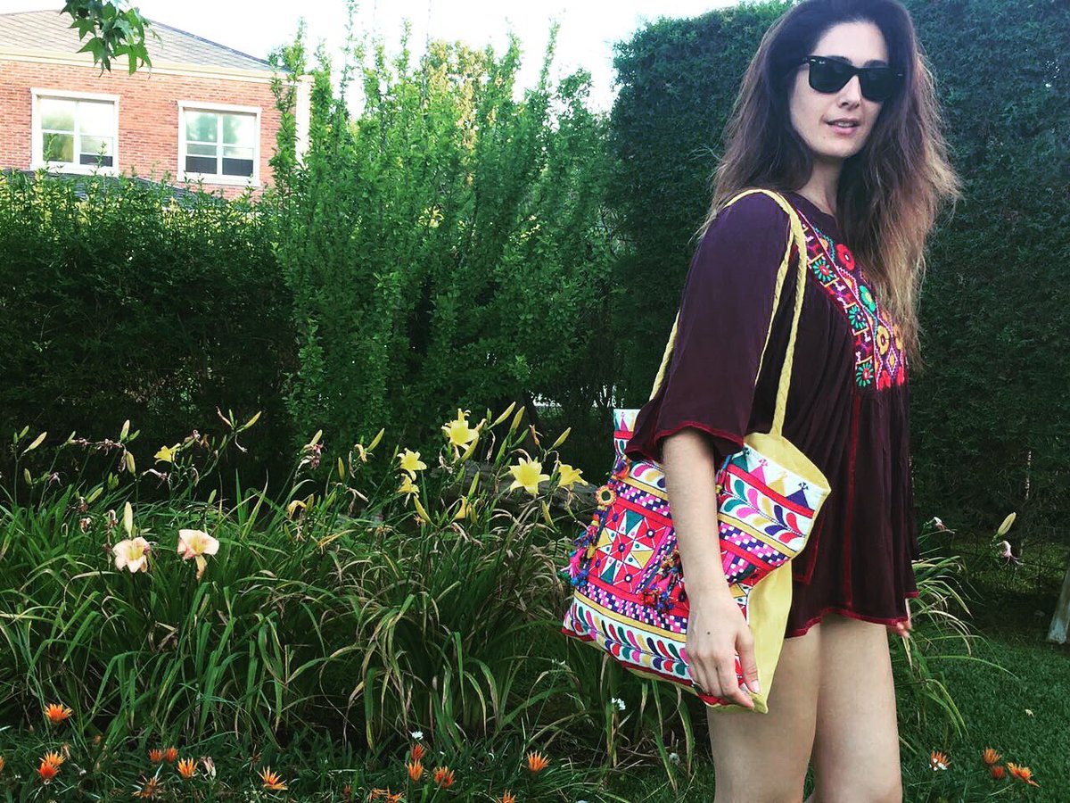 Al natural 🌳 blusa y bolso <a href="/VARSMODA/">linda</a> 🌺✨