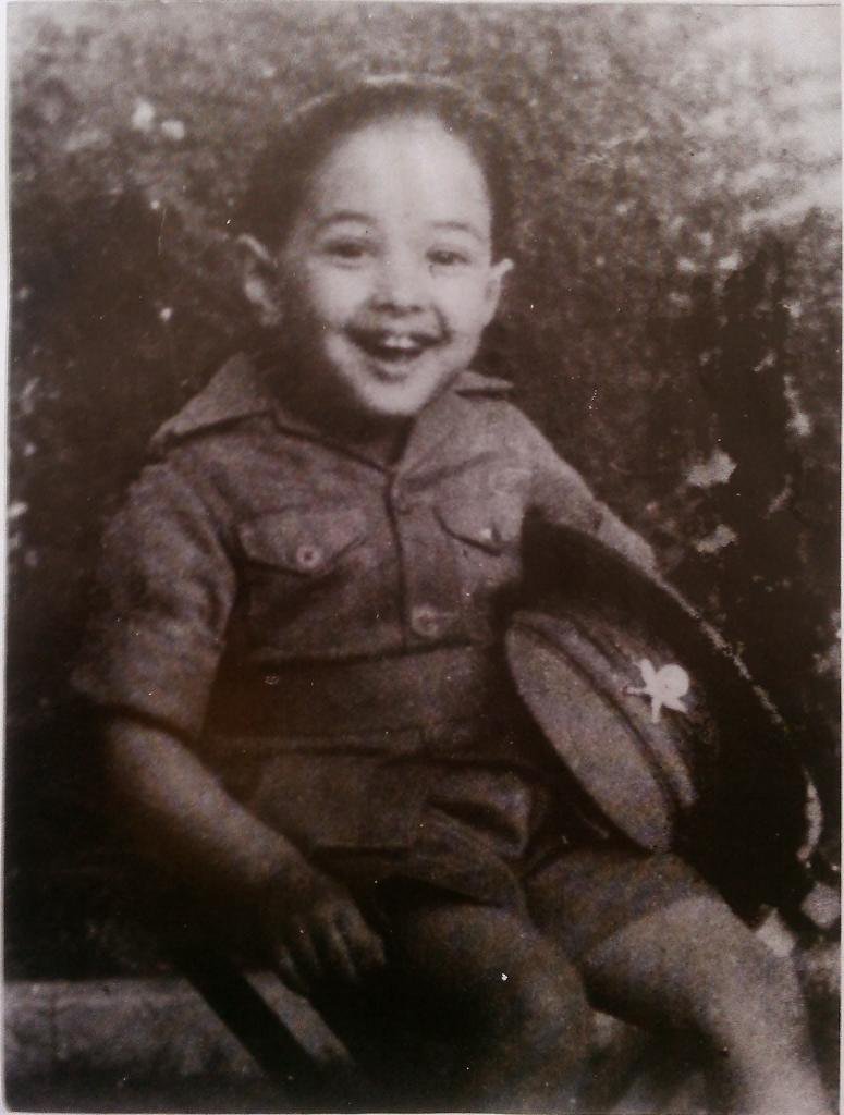 NepalInPix's tweet image. Late King Birendra Shah in his childhood. #Nepal