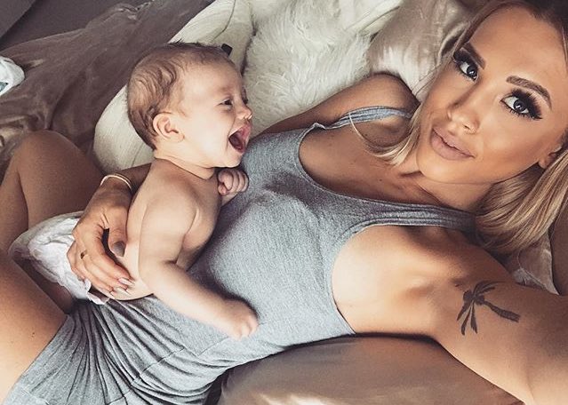 please, don't ever stop smiling.