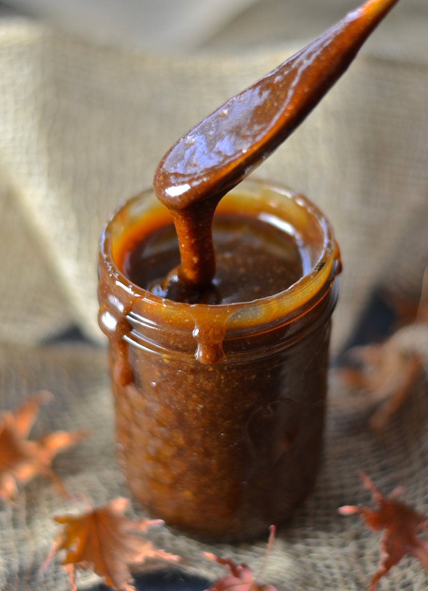 Ooey-gooey #caramel #sauce.Ready in 5 mins! ow.ly/XriGW #vegan #vegancaramel #caramel #tahini #dairyfree
