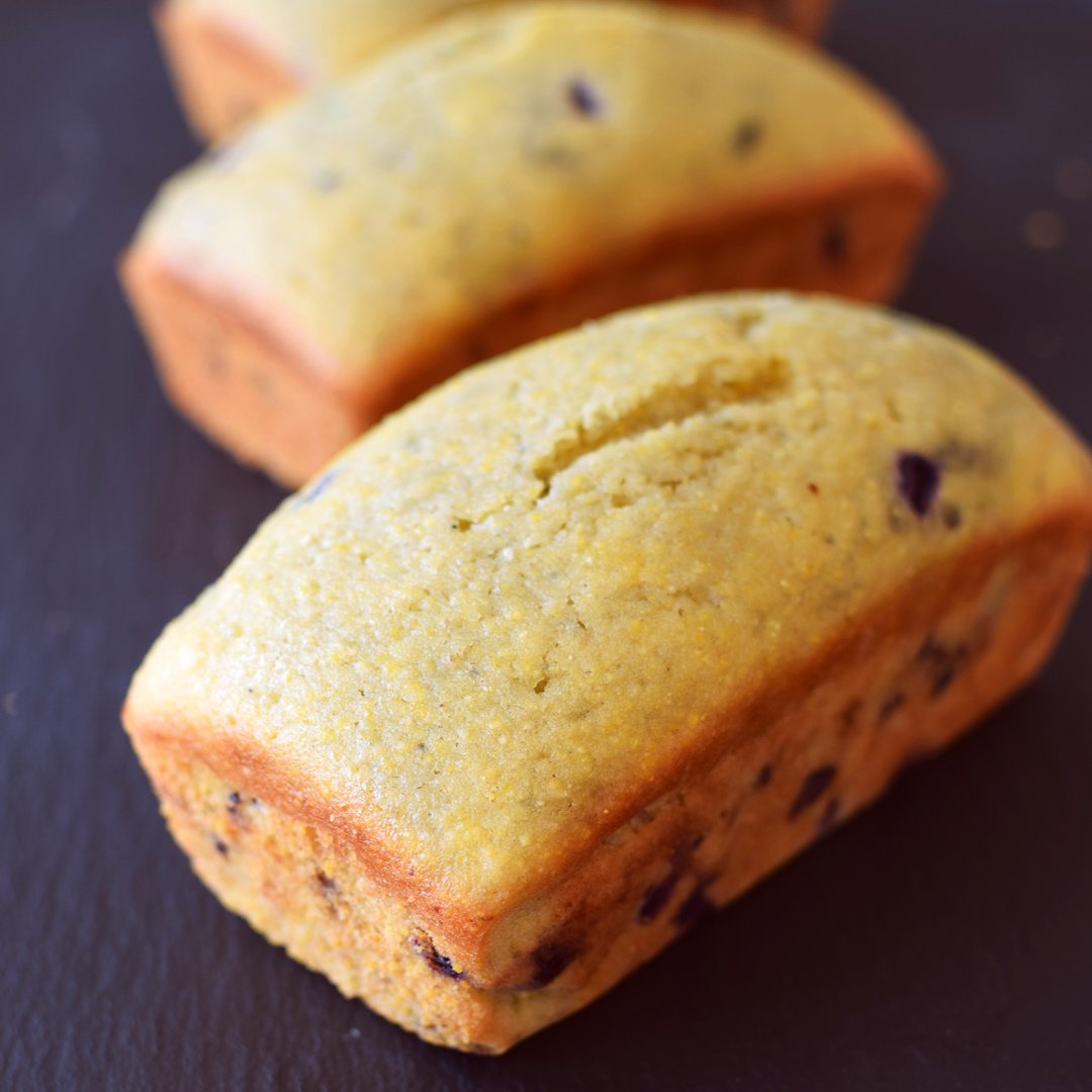 NEW Giftable Mini Loaves - Wild Blueberry Cornbread! #dairyfree #glutenfree #recipe here <a href="/WildBBerries/">Wild Blueberries</a> -> bit.ly/2frOnTs