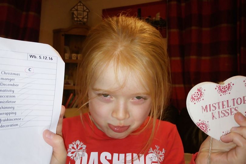 This 6-year old just embarrassed Poundland due ot their poor #spelling - mirror.co.uk/news/weird-new… #English #languages #language #vocabulary