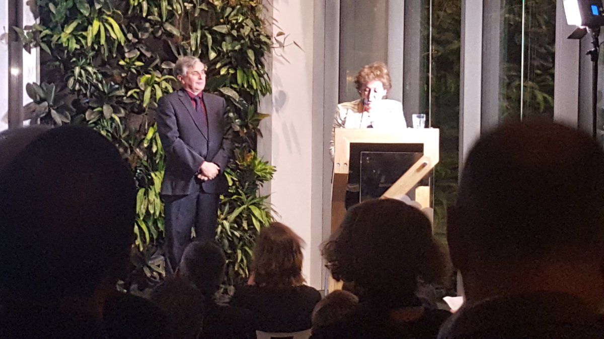 CDPDJ1's tweet photo. Allocution de @ATFQuebec, finaliste du Prix Droits et Libertés 2016 #PDL2016 https://t.co/k6uAyk3LP7