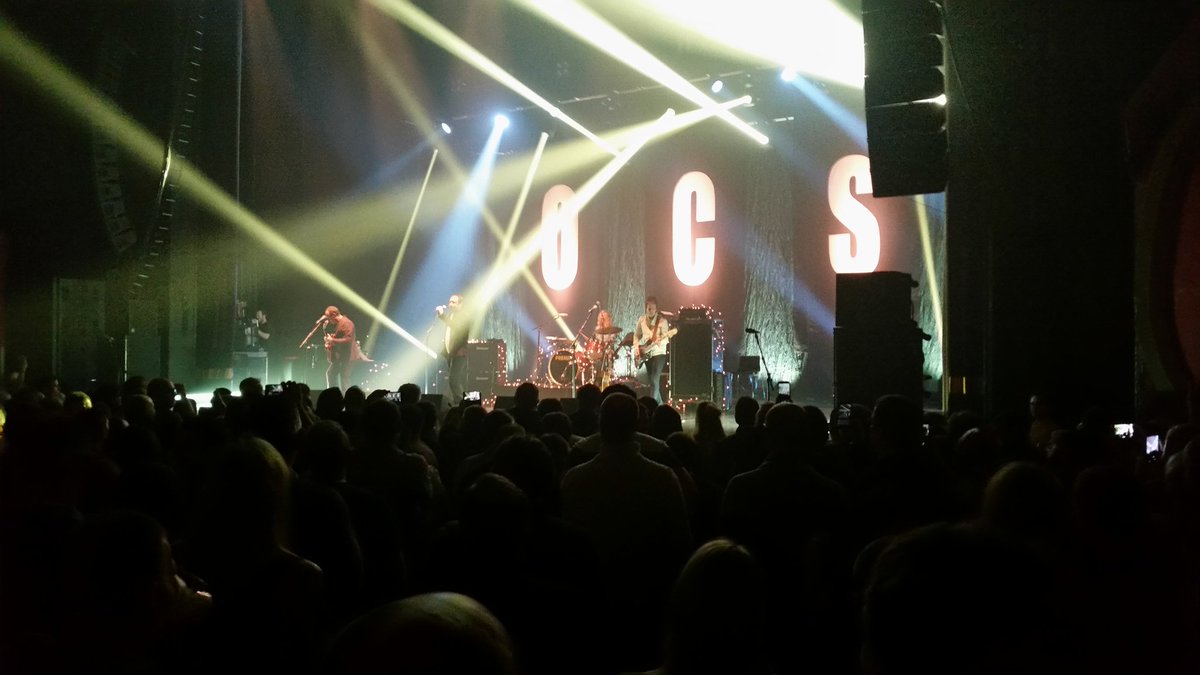 claudinehd7's tweet photo. @OCSmusic @stevecradock @BrigidHD1 wat a nite, as gud 2nite as 20 yrs ago #MaineRd #Manchester #cheers xxc https://t.co/P0bkSk7A2i