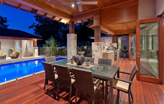 Design your dream outdoor kitchen and living space with these perfect planning tips: realestate.com.au/advice/how-to-… #plumbermelborne